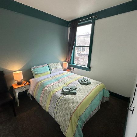 Historic Hotel Bayview Stewart Bagian luar foto